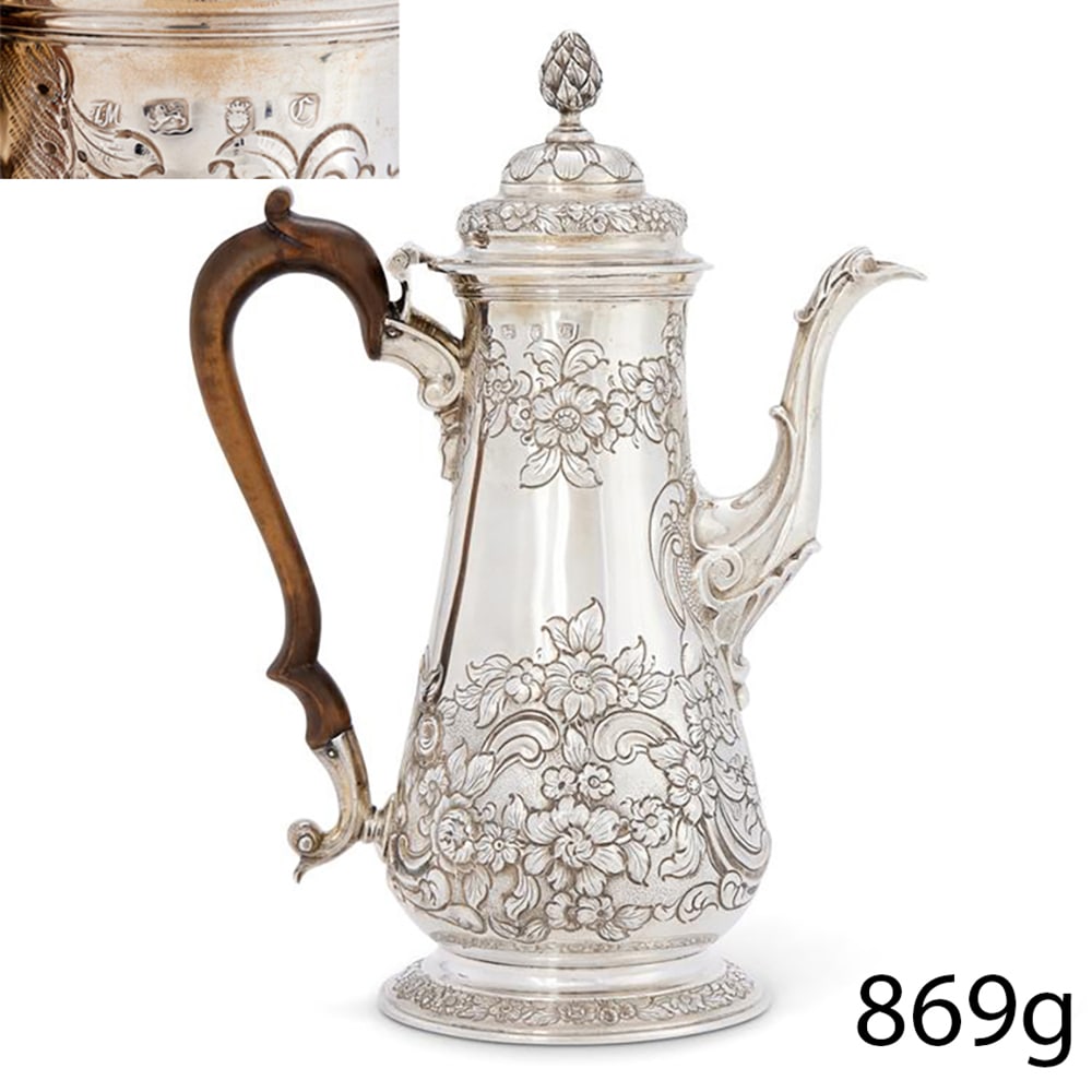 FINE GEORRGE III SILVER COFFEE POT. (1 of 1)