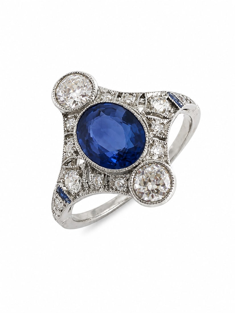 ART-DECO SAPPHIRE AND DIAMOND RING: ART-DECO SAPPHIRE AND DIAMOND RING,3,7 grams, testing platinum.Rich and vibrant sapphire of approx. 1.25 ct.Diamonds bright and lively.Size L.