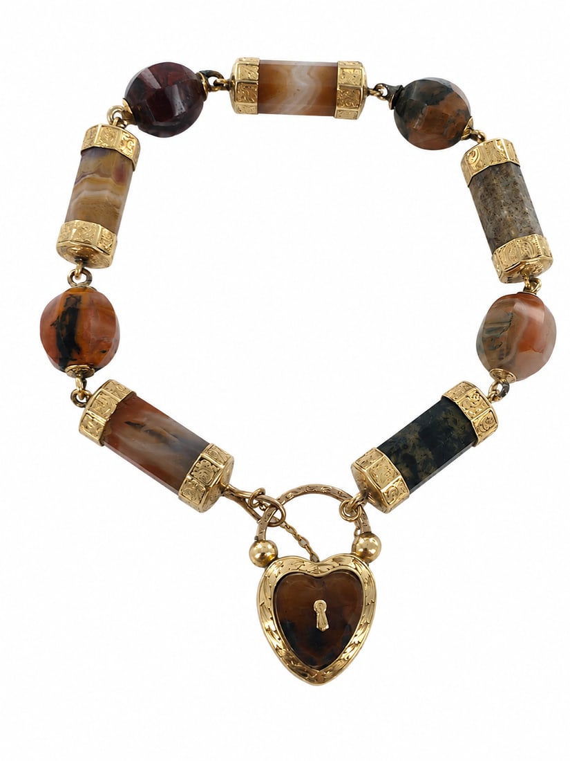 VICTORIAN SCOTTISH GOLD AGATE BRACELET WITH HEART SHAPED PADLOCK: VICTORIAN SCOTTISH GOLD AGATE BRACELET WITH HEART SHAPED PADLOCK 25.7 grams in great condition L 18 cm