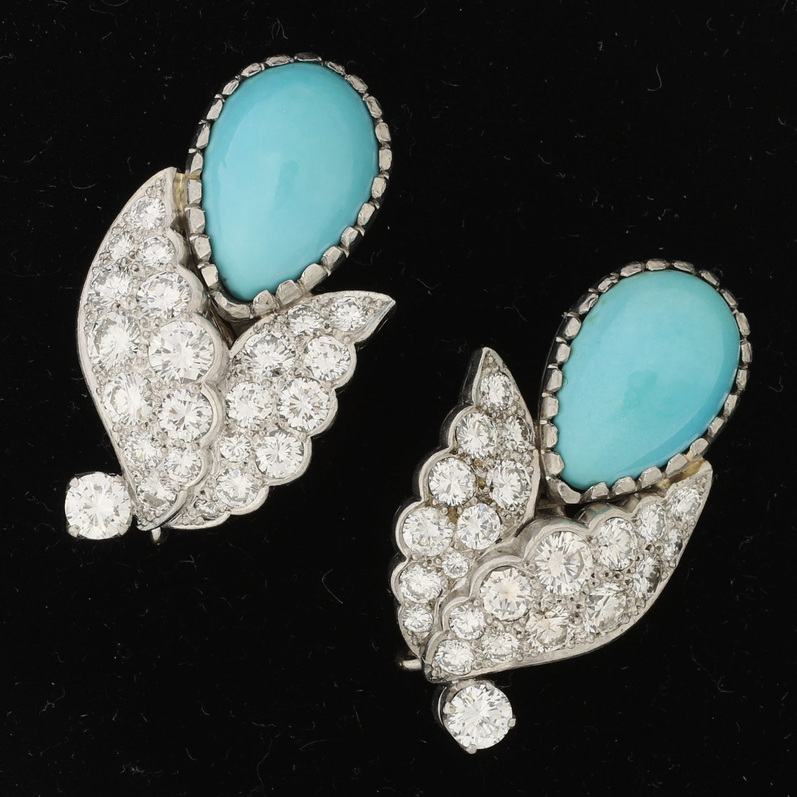 FINE PAIR OF TURQUOISE AND DIAMOND EARRINGS: FINE PAIR OF TURQUOISE AND DIAMOND EARRINGS,16.8 grams, testing platinum.Bright and lively diamonds, totalling approx. 4.20 ct.L. 3.1 cm.