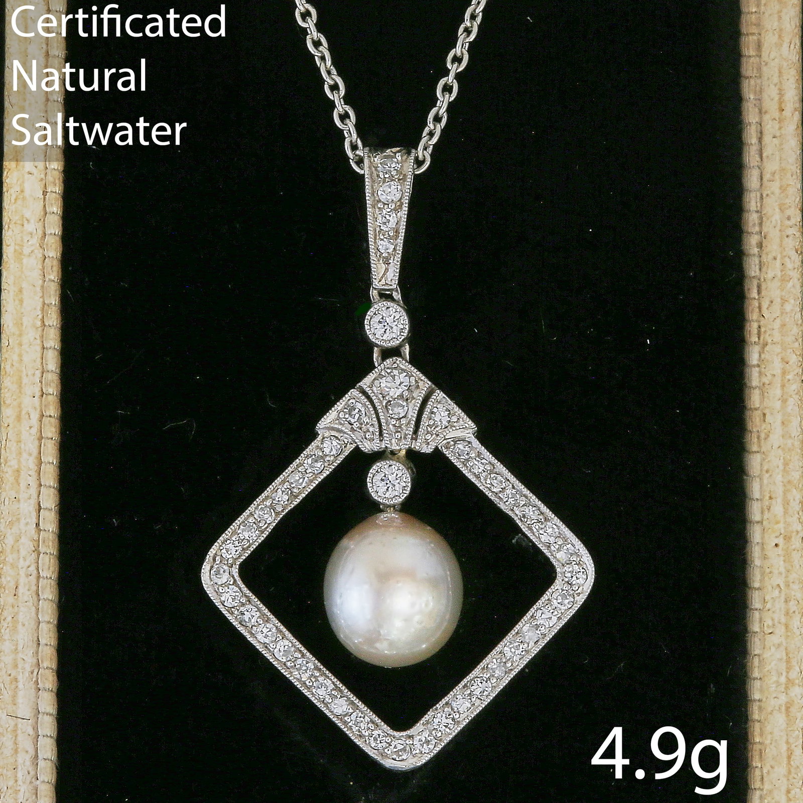CERTIFICATED ART DECO NATURAL SALTWATER PEARL AND DIAMOND PENDANT NECKLACE: CERTIFICATED ART DECO NATURAL SALTWATER PEARL AND DIAMOND PENDANT NECKLACE 4.9 grams Platinum fine pearl natural saltwater bright lively diamonds fine craftsmanship pendant L 3.1 cm chain L 40 cm