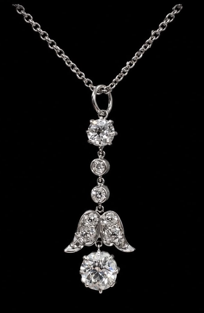 DIAMOND PENDANT NECKLACE (1 of 1)