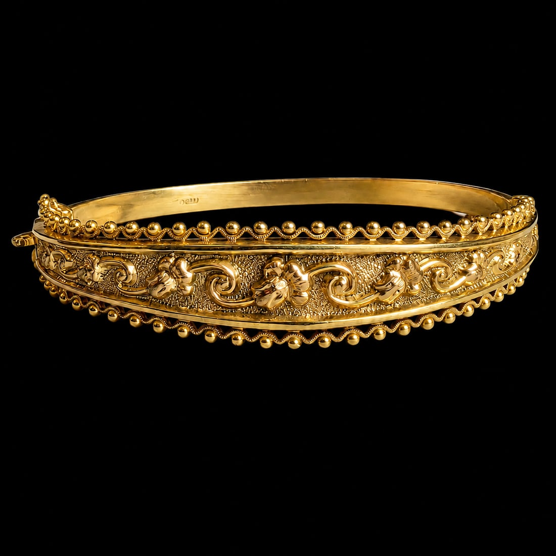 GOLD HINGED BANGLE (1 of 1)