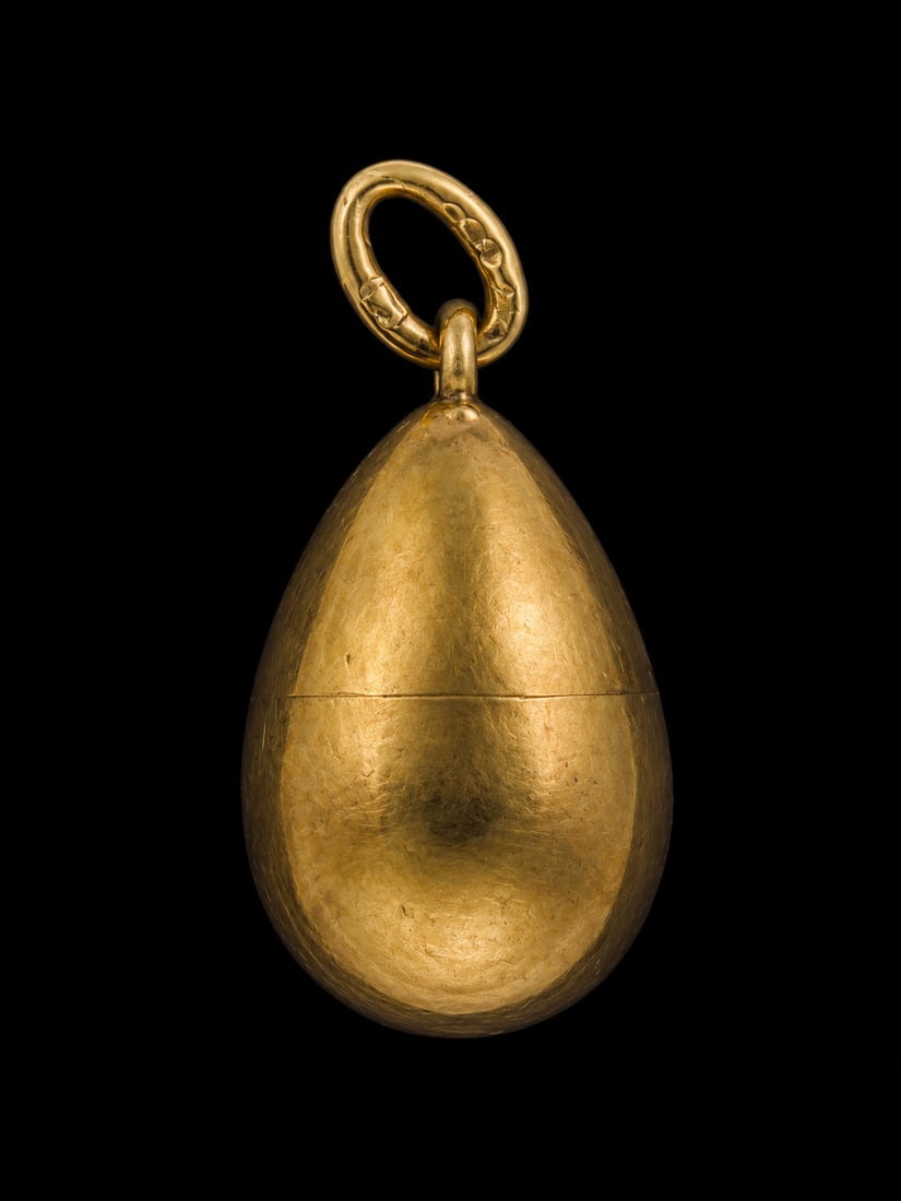 SAMUEL ARNDT, FINE RUSSIAN GOLDEN EGG PENDANT (1 of 1)