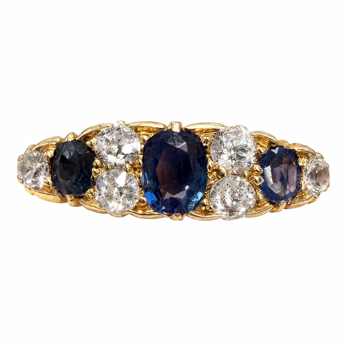 SAPPHIRE AND DIAMOND RING: SAPPHIRE AND DIAMOND RING,6,4 grams, 18 ct. gold.Rich and vibrant sapphires totalling approx. 1.22 ct.Diamonds bright and lively.Size R 1/2.
