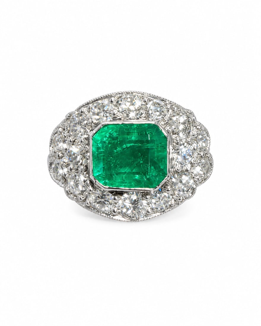EMERALD AND DIAMOND RING (1 of 1)