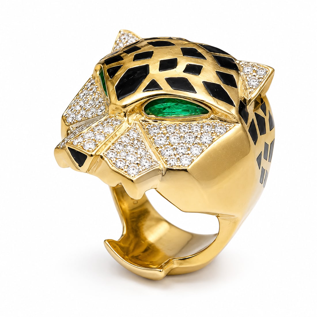 CARTIER STYLE DIAMOND AND EMERALD PANTHER RING: CARTIER STYLE DIAMOND AND EMERALD PANTHER RING,26.3 grams, testing 18 ct. gold.Bright and lively diamonds.Rich and vibrant emeralds.Size N.
