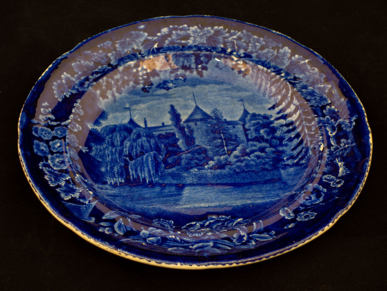 "La Grange" Historical Staffordshire Luncheon Plate (1 of 2)