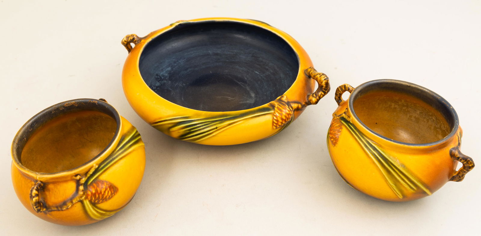 Roseville Pinecone Brown Group (1 of 5)