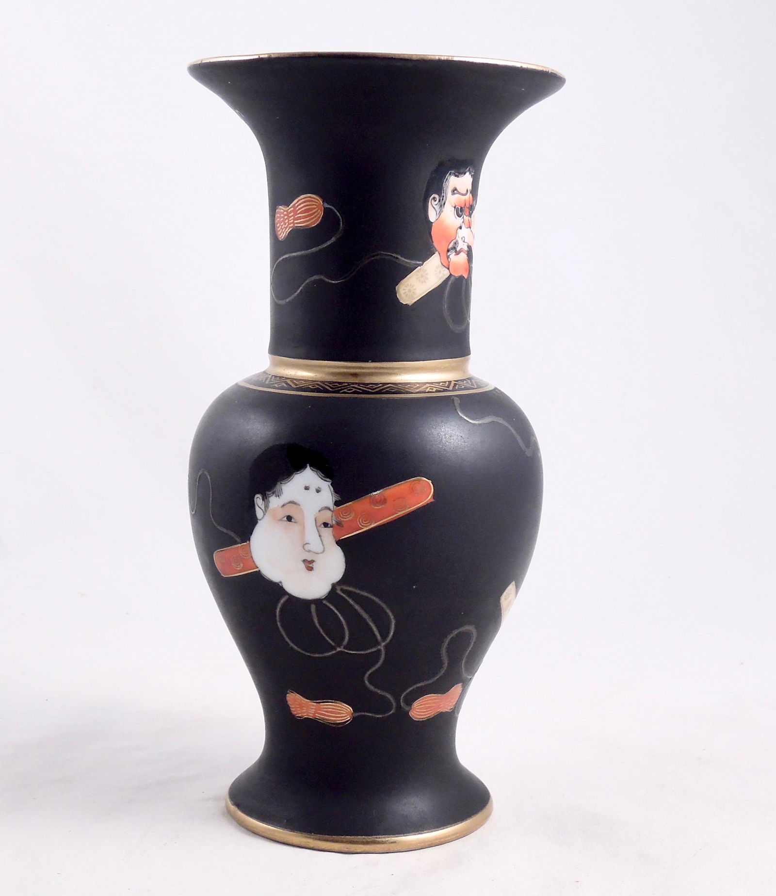 Antique Japanese Kabuki Vase (1 of 8)