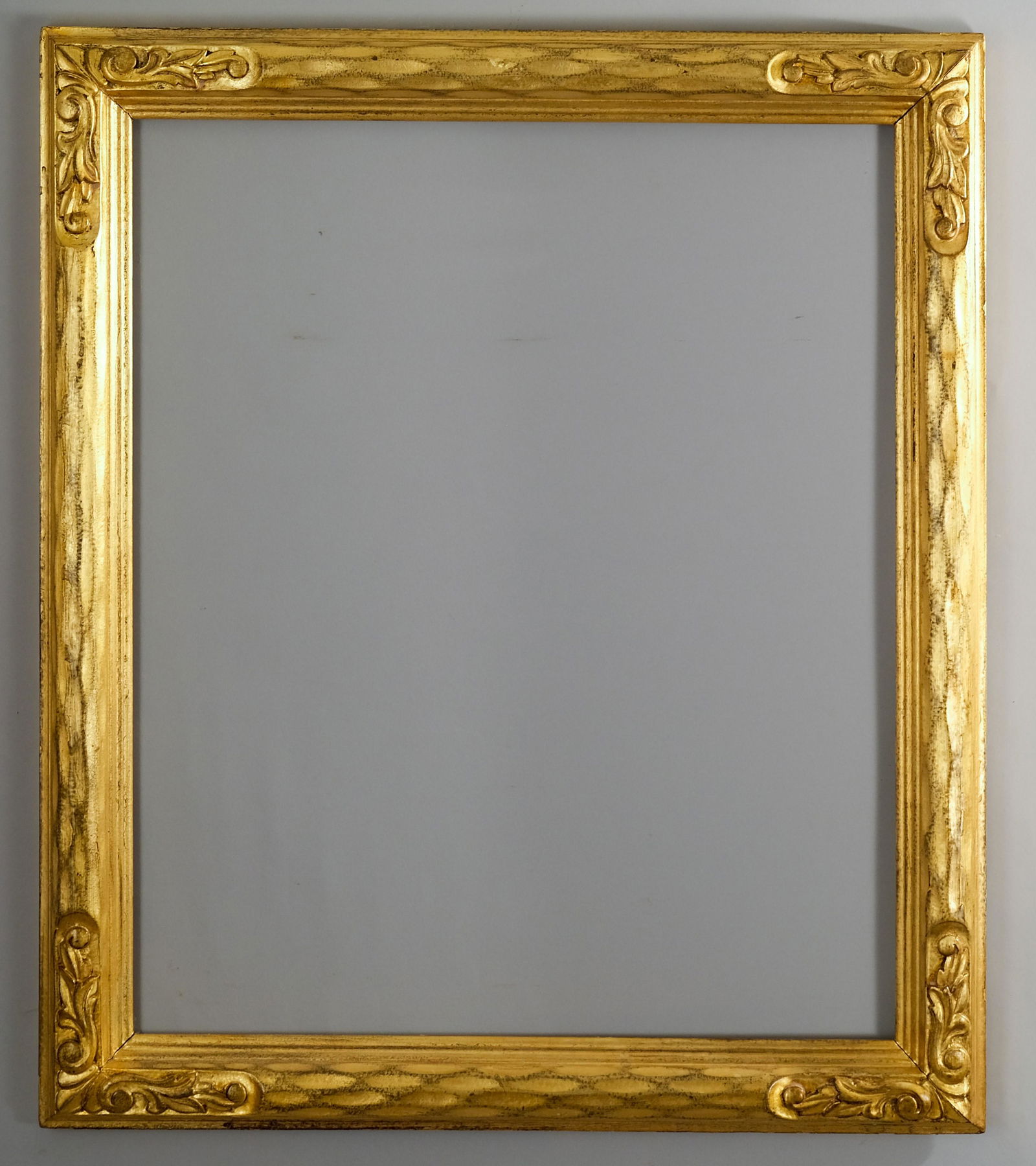 Newcomb Macklin Style Gilt Frame (1 of 3)