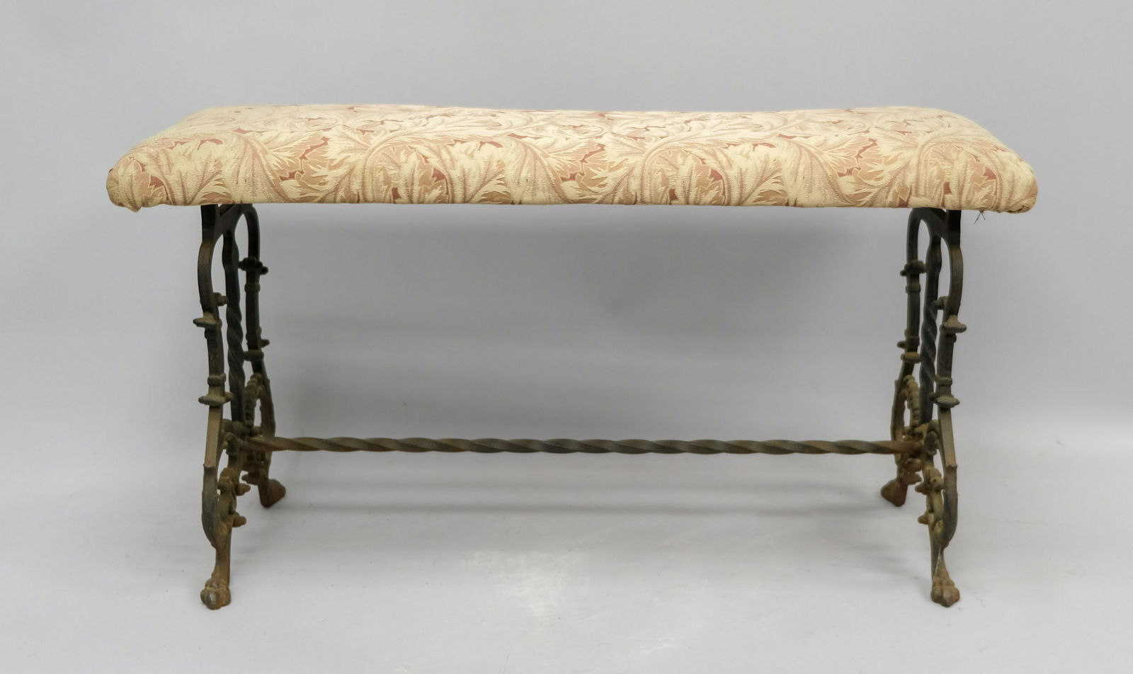 Victorian Cast Iron Bench (1 of 6)