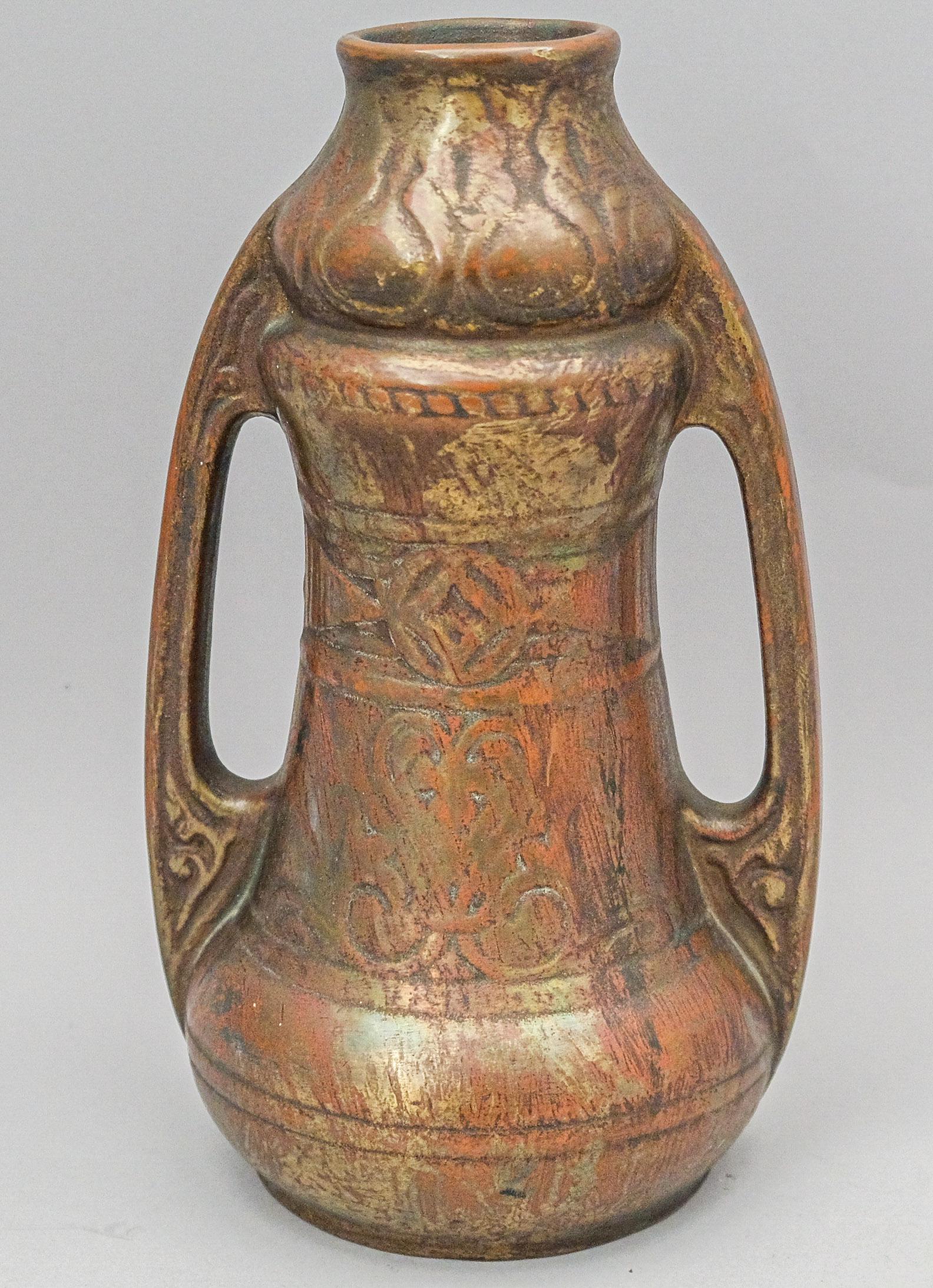 Clewell Art Pottery Vase (1 of 6)