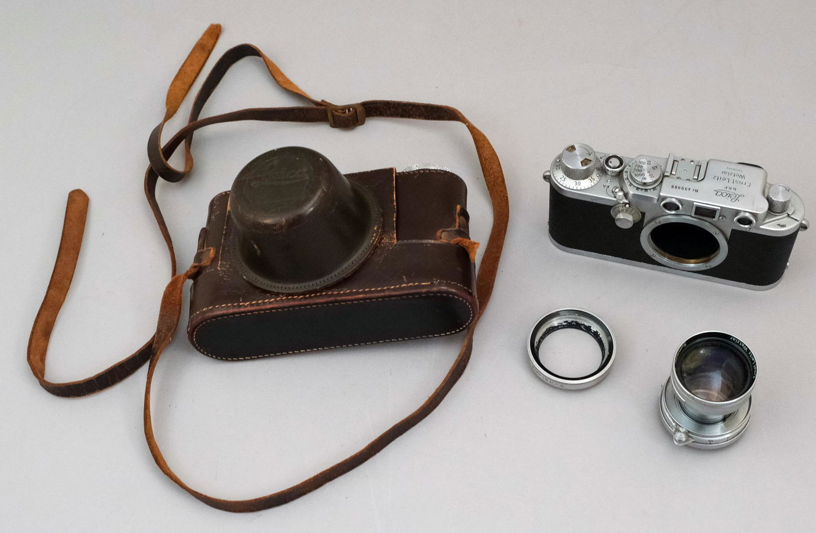 Leica IIIc Chrome 1950, Serial Number 499988 (1 of 10)