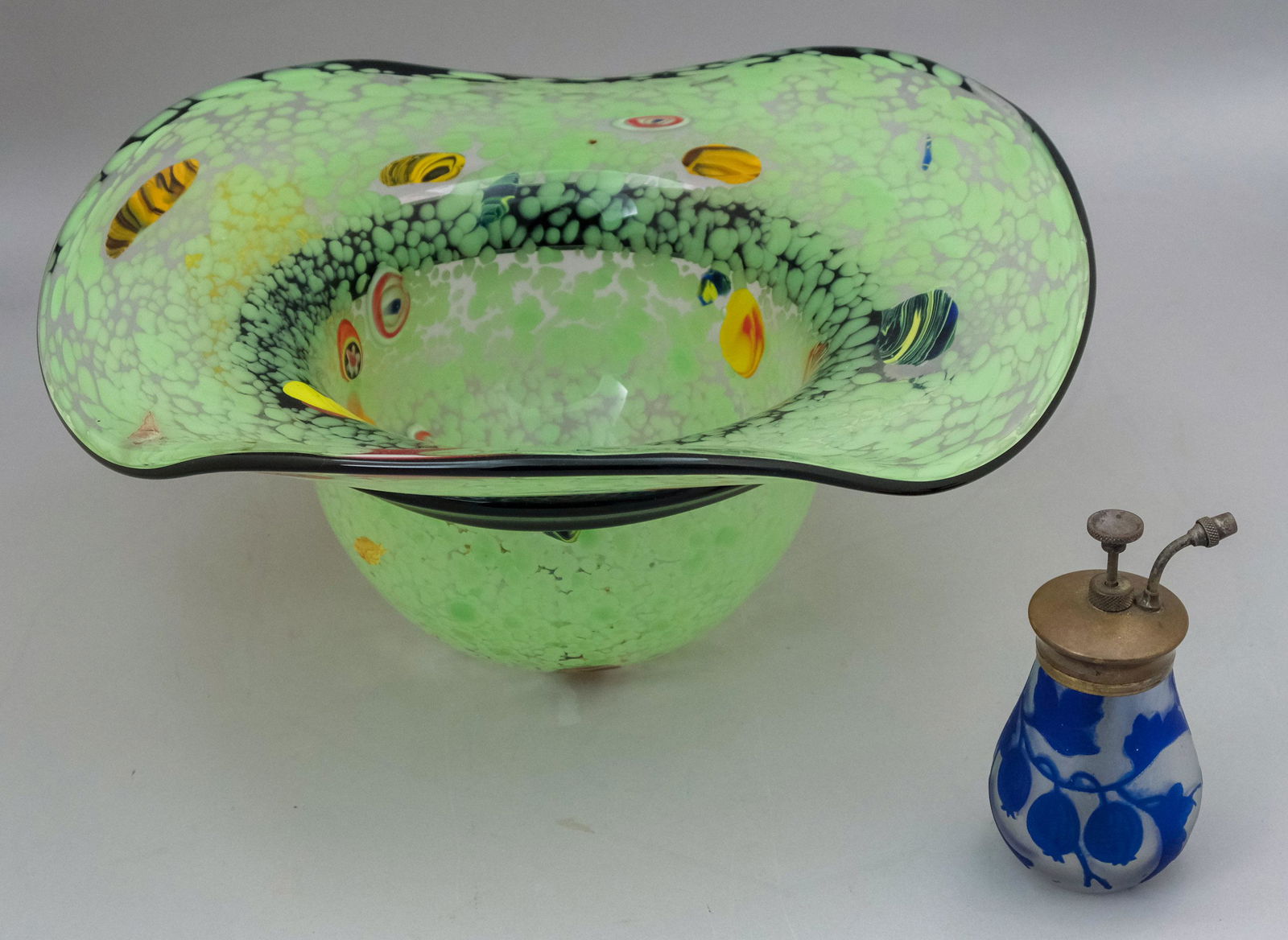 2 Piece Art Glass Lot (1 of 7)