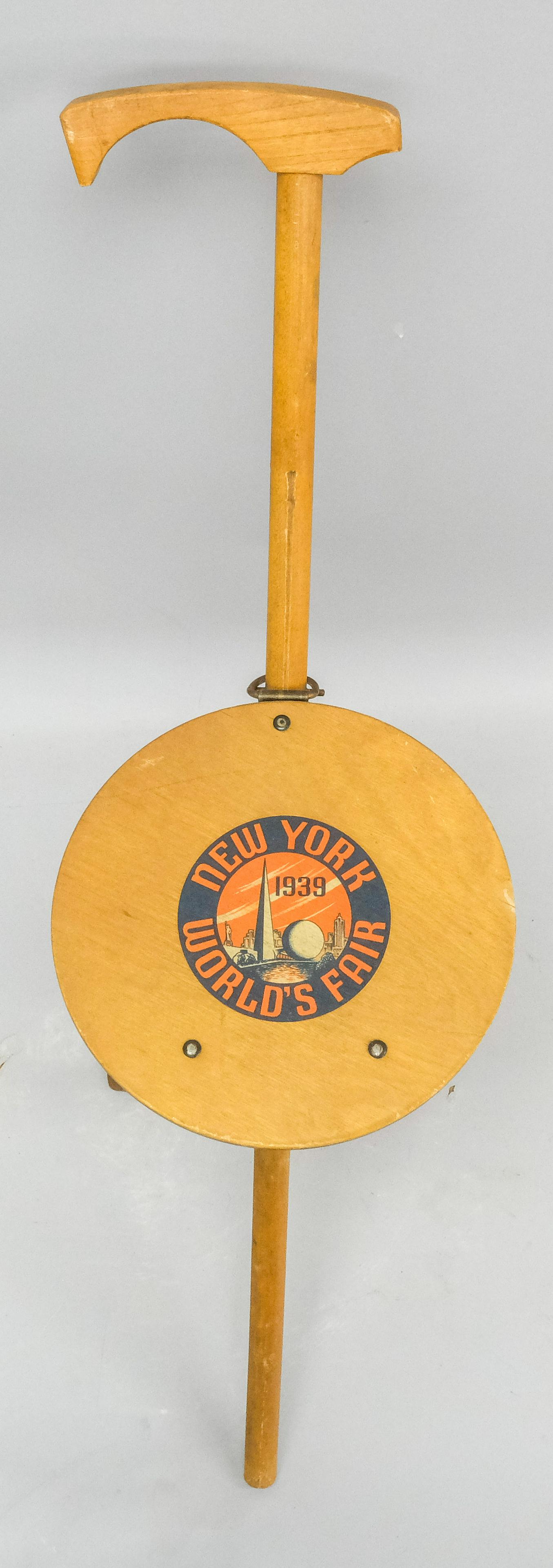 1939 NY World's Fair Can-O-Seat (1 of 8)