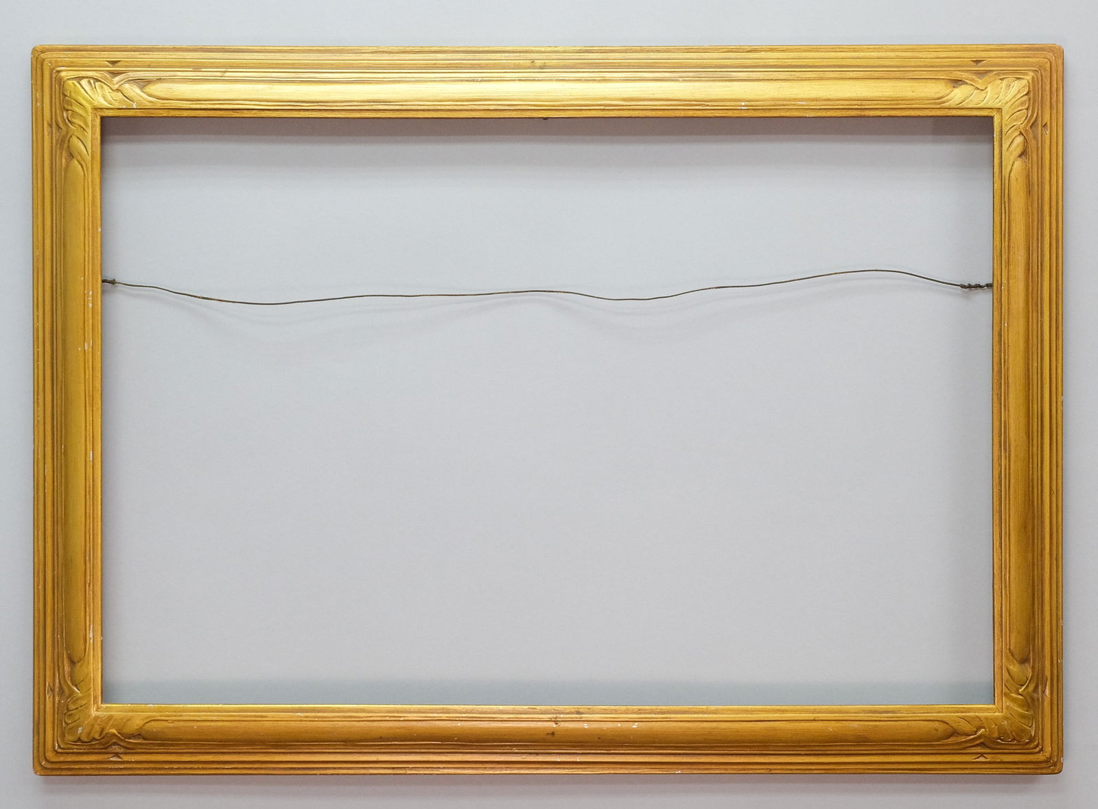 Newcomb Macklin Style Gilt Frame (1 of 4)