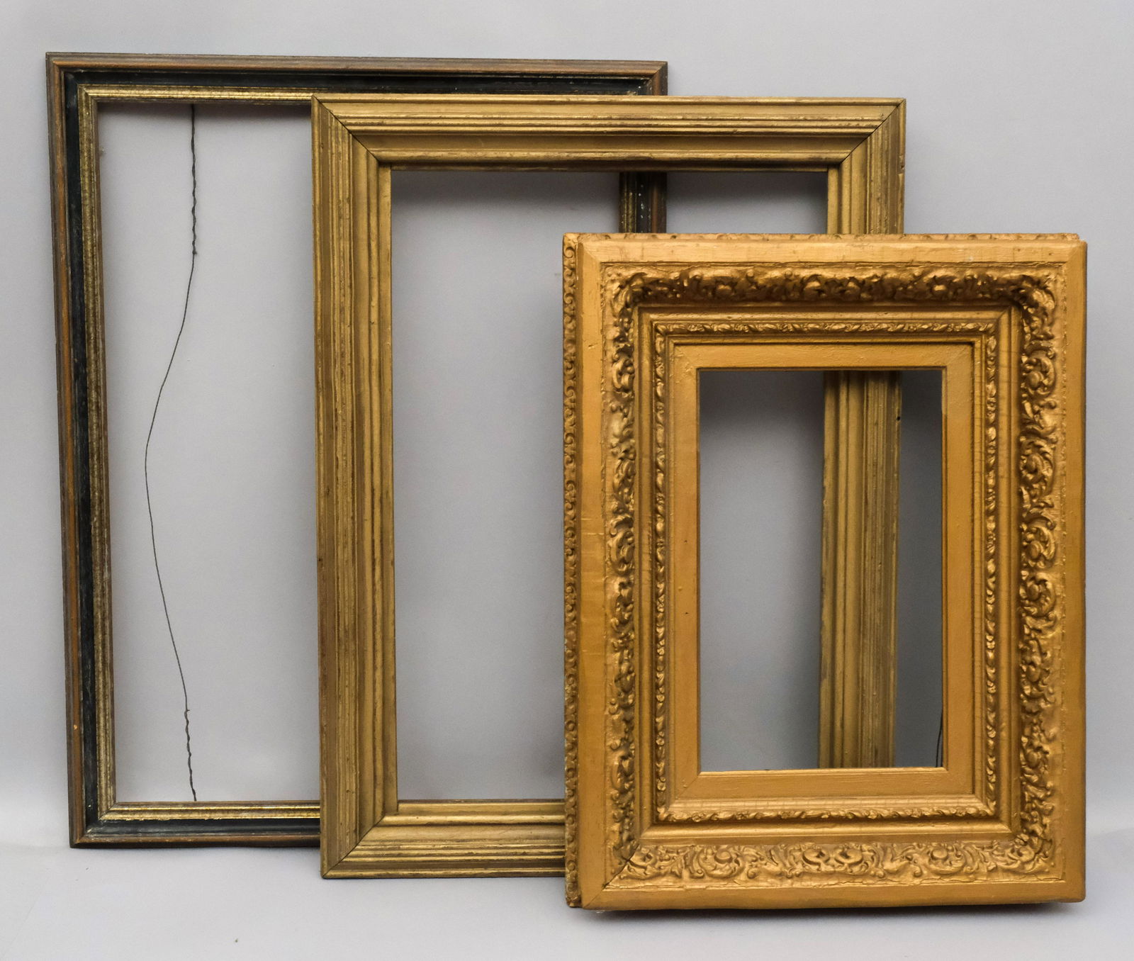 Lot of 3 Frames of Various Sizes and Styles (1 of 5)