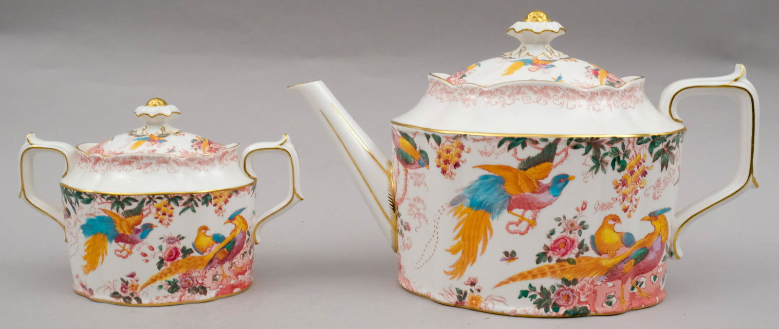 Royal Crown Derby Porcelain Teapot & Sugar Bowl (1 of 10)