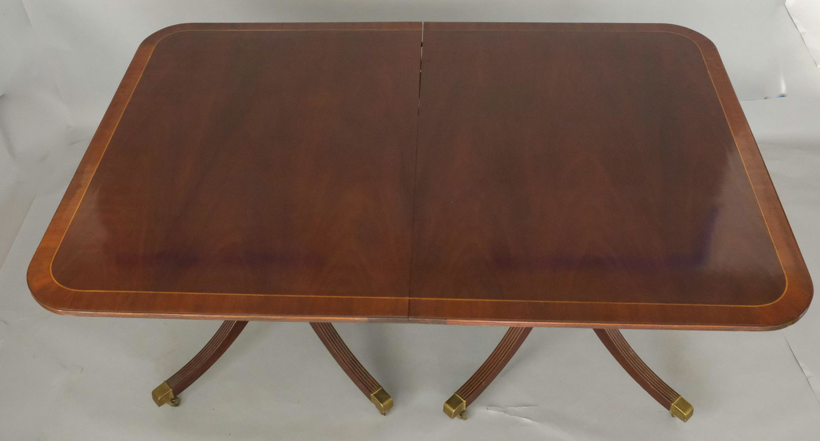 Baker HISTORIC CHARLESTON ティルトトップテーブル 猫脚 Baker HISTORIC CHARLESTON ティルトトップテーブル 猫脚