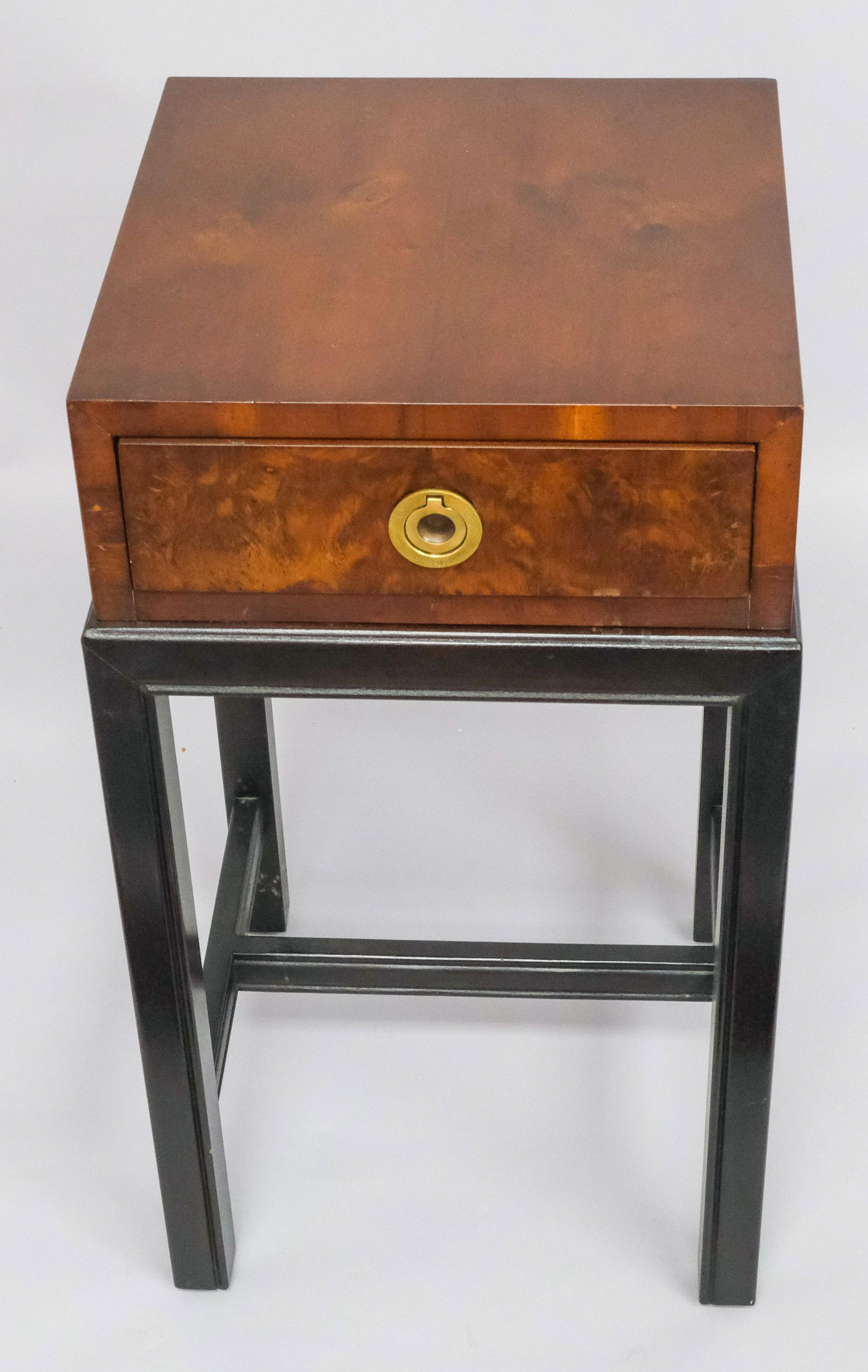 Astor Court by Henrendon Side Table (1 of 10)