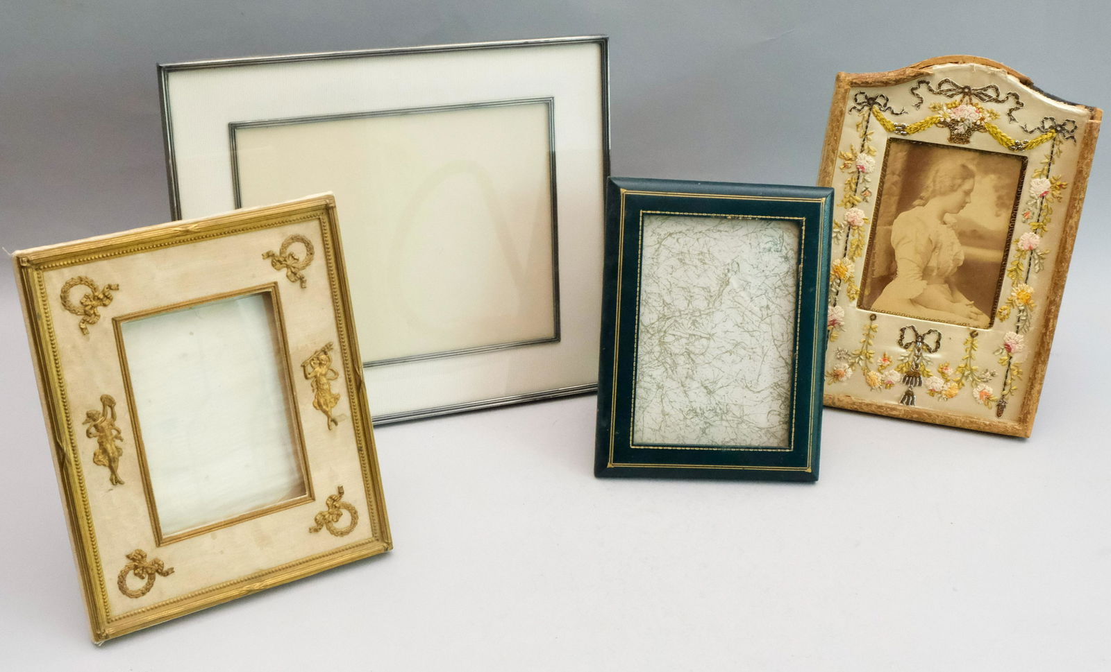 Lot of 4 Antique & Vintage Photograph Frames (1 of 7)