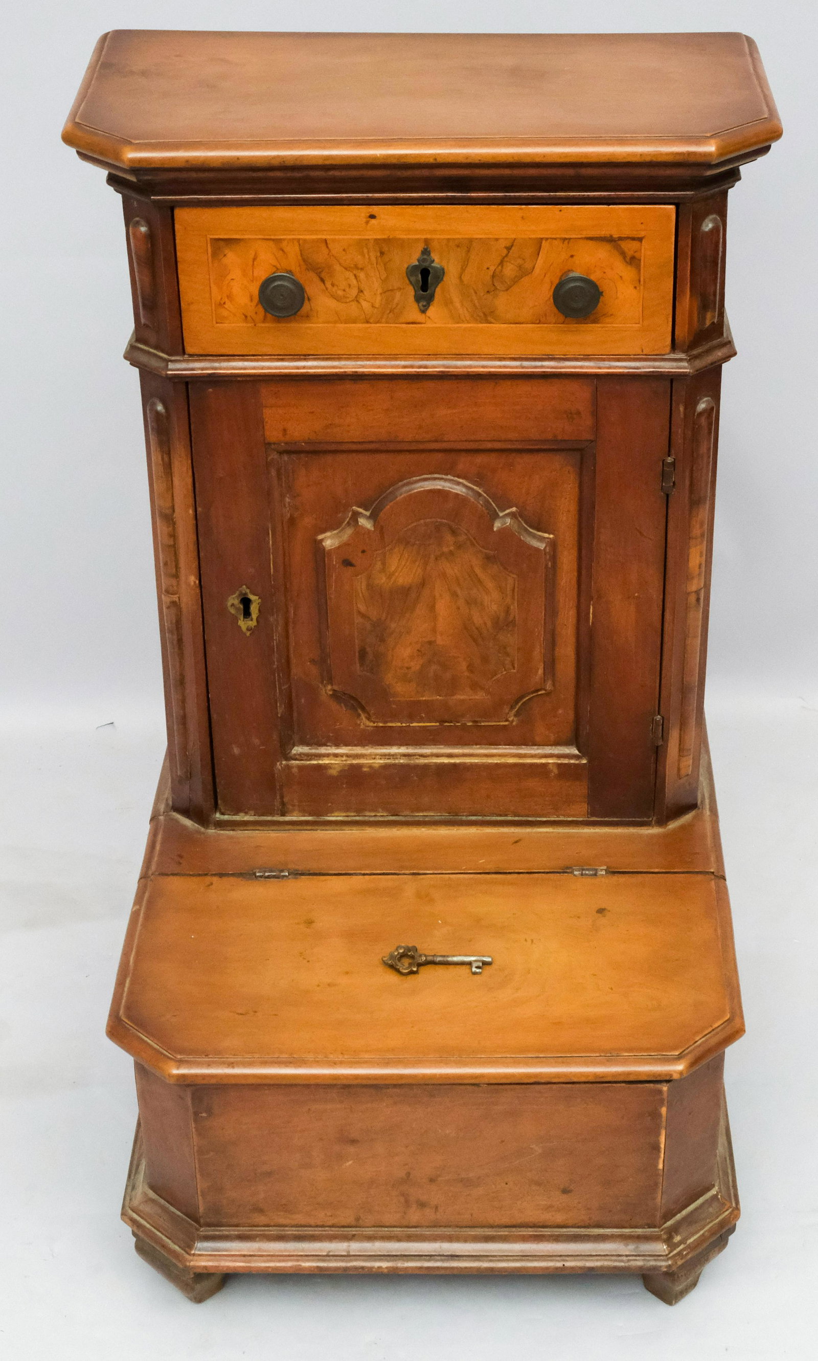 Renaissance Style Fruitwood Prie-dieu: With elaborate lock plate and key, accented with burlwood panels. 19 1/2" x 20" x 33".