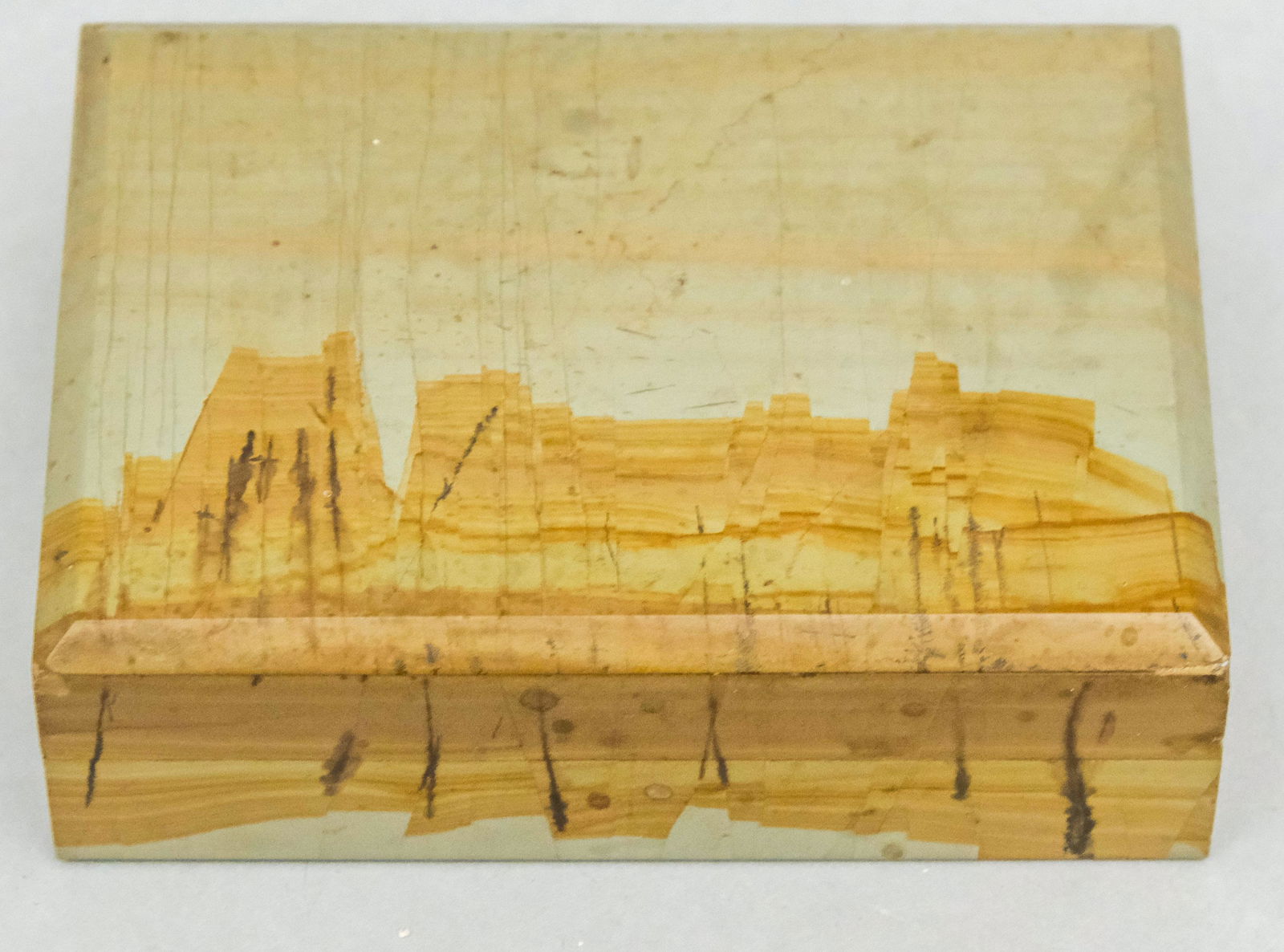 Picture or Landscape Agate Box: With complimentary specimen stone interior and brass fittings. Stone inlay artist's cypher on back. 3" x 4" 1 1/4".