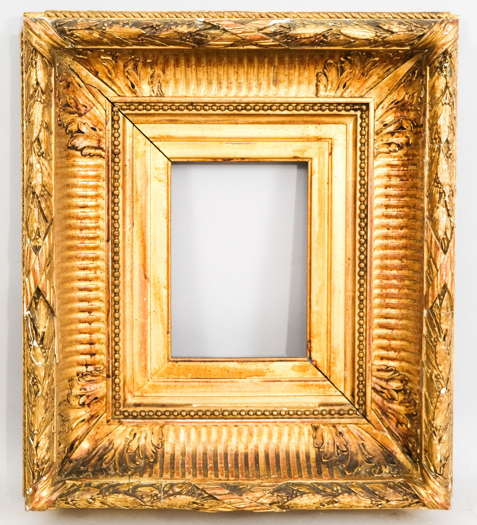 French Neoclassical Fluted Cove Frame (1 of 3)