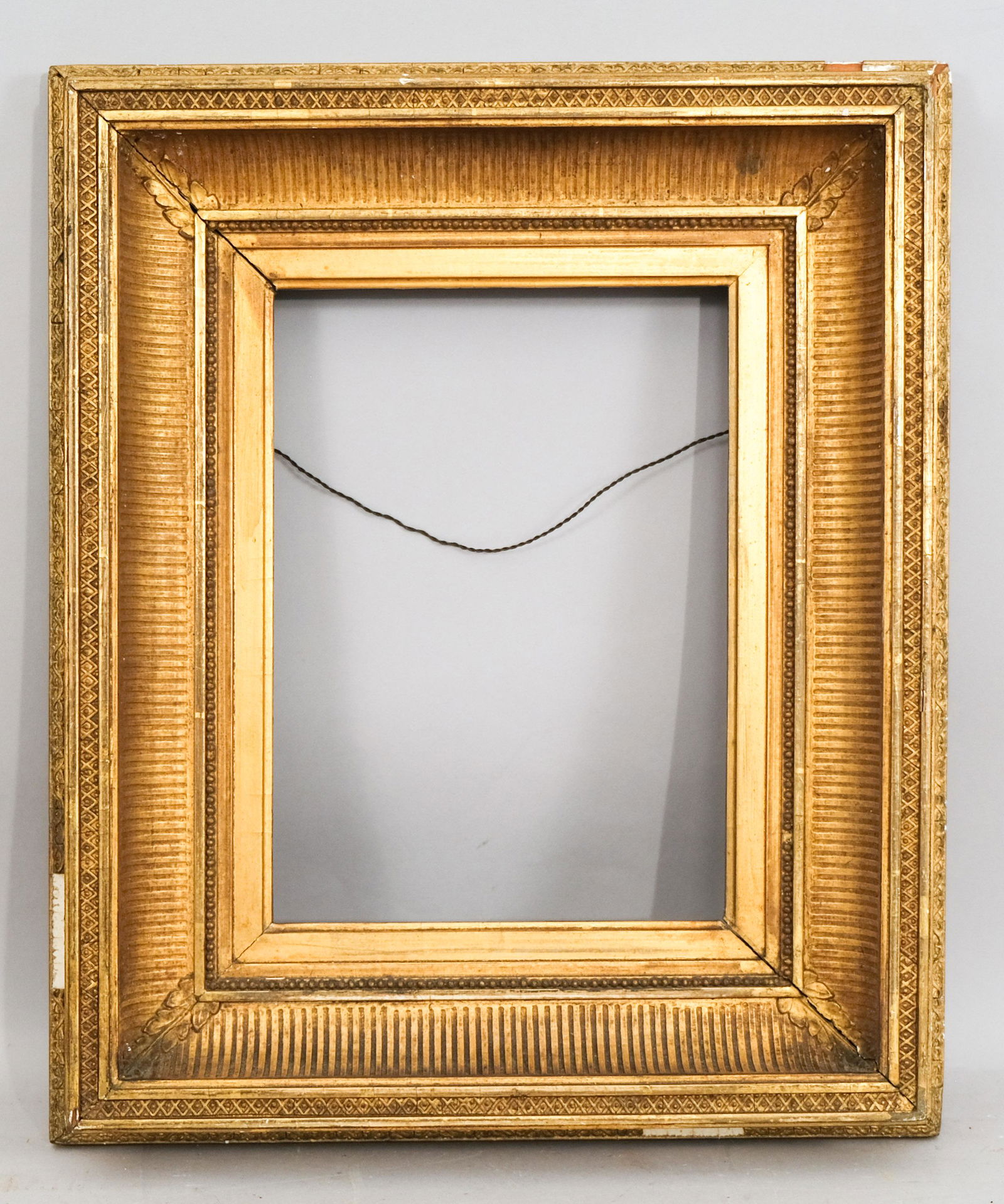 American Fluted Cove Gilt Frame (1 of 4)