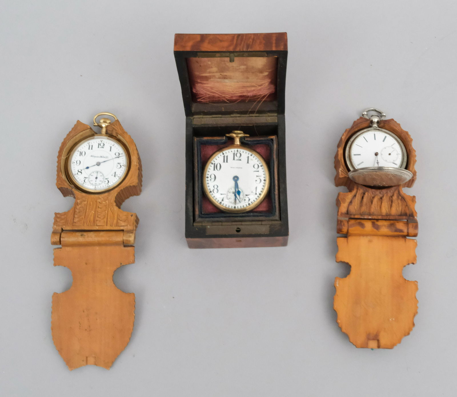 Group 3 Wooden Pocket Watch Holders & Watches (1 of 7)