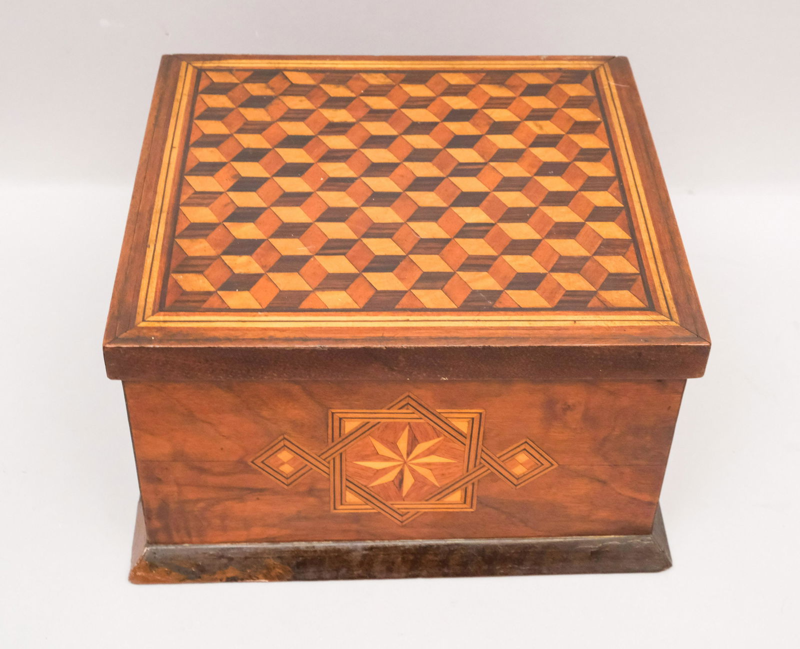 Antique Tunbridge Wells Ware Inlaid Box (1 of 9)