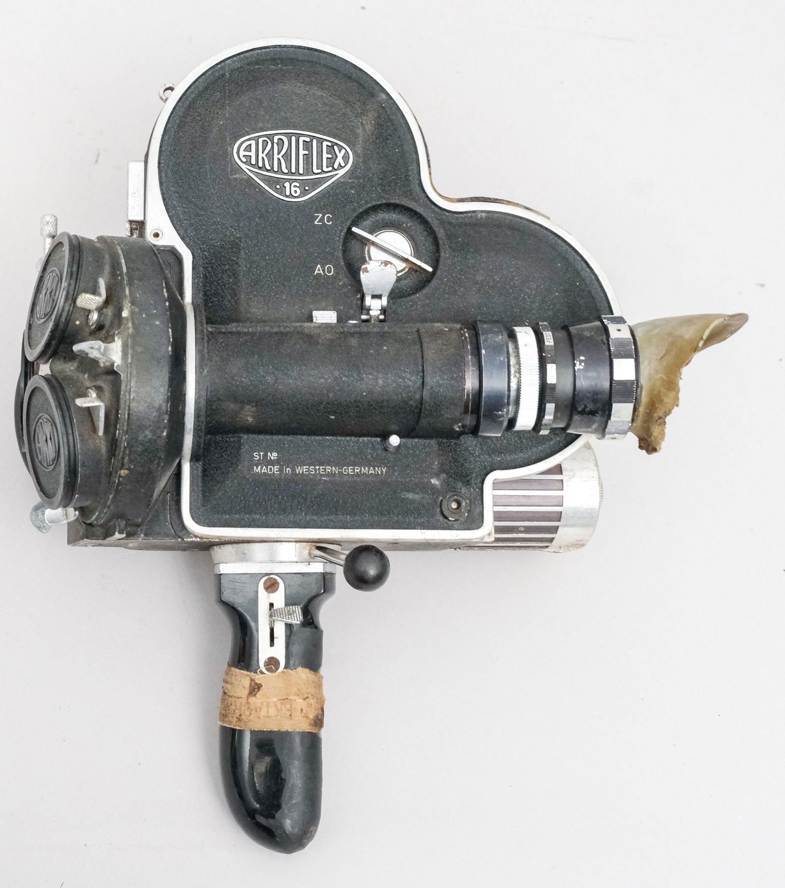 Arriflex 16mm Camera (1 of 8)