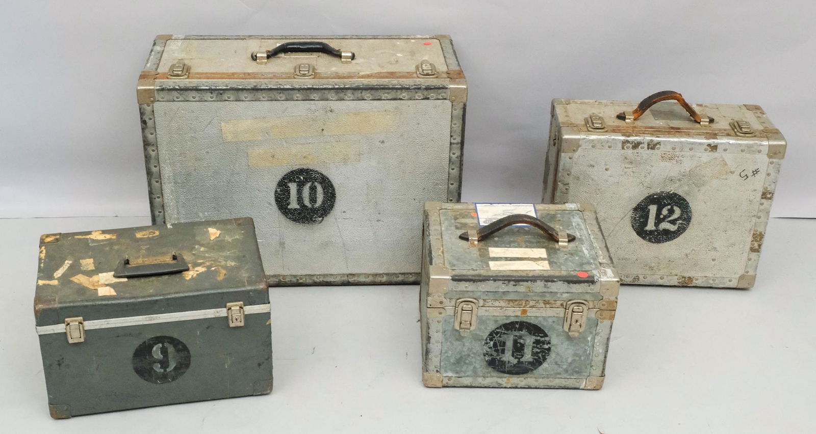 Vintage Hollywood Camera Cases (1 of 6)