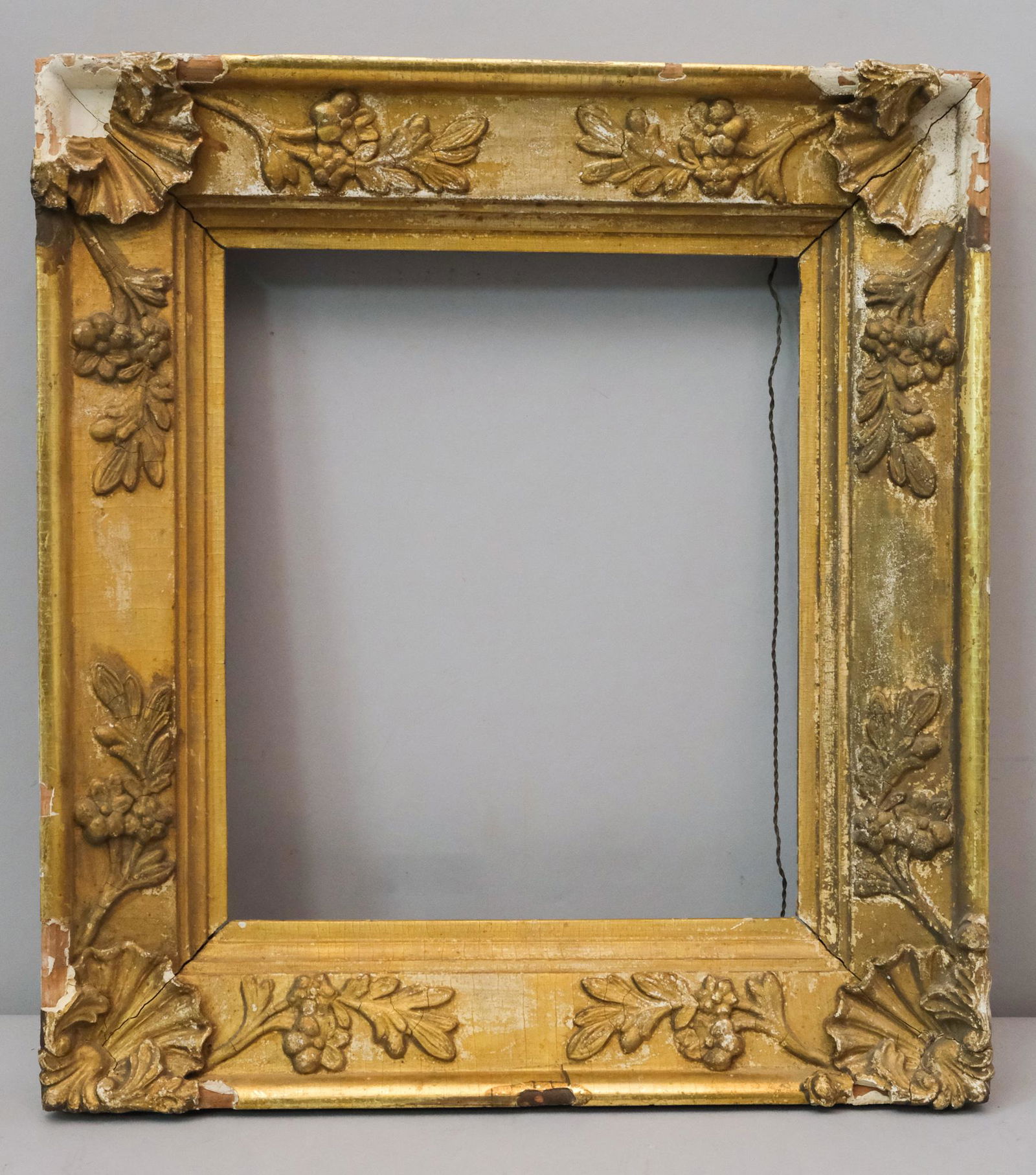 American Federal Giltwood Frame (1 of 4)