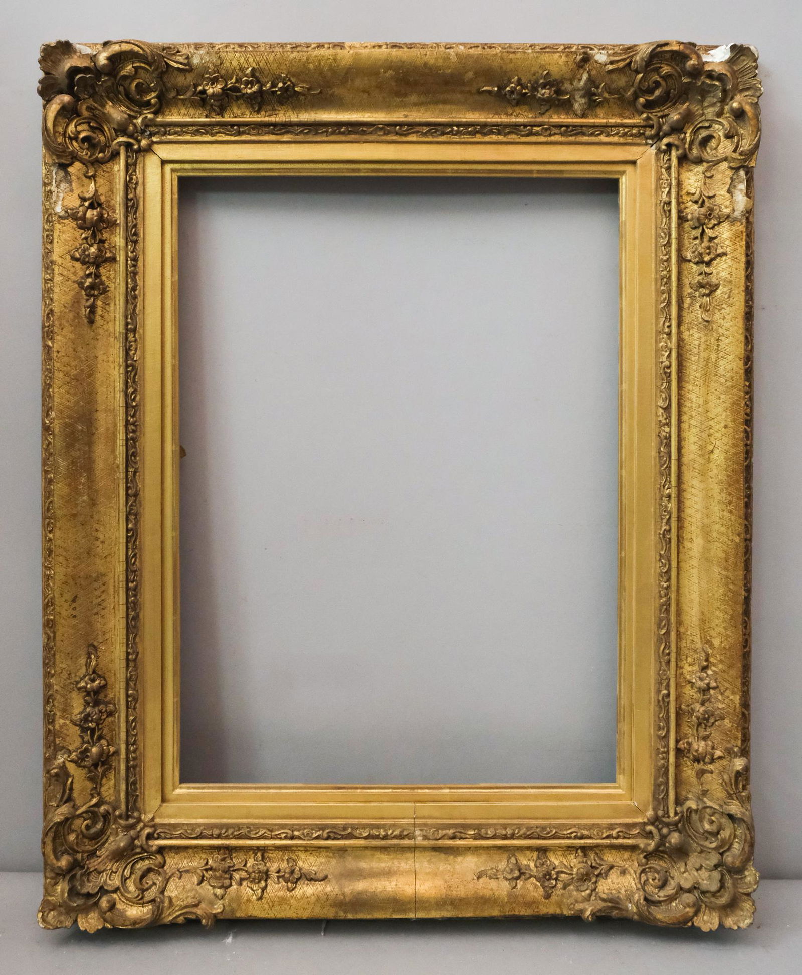 Giltwood Frame (1 of 5)