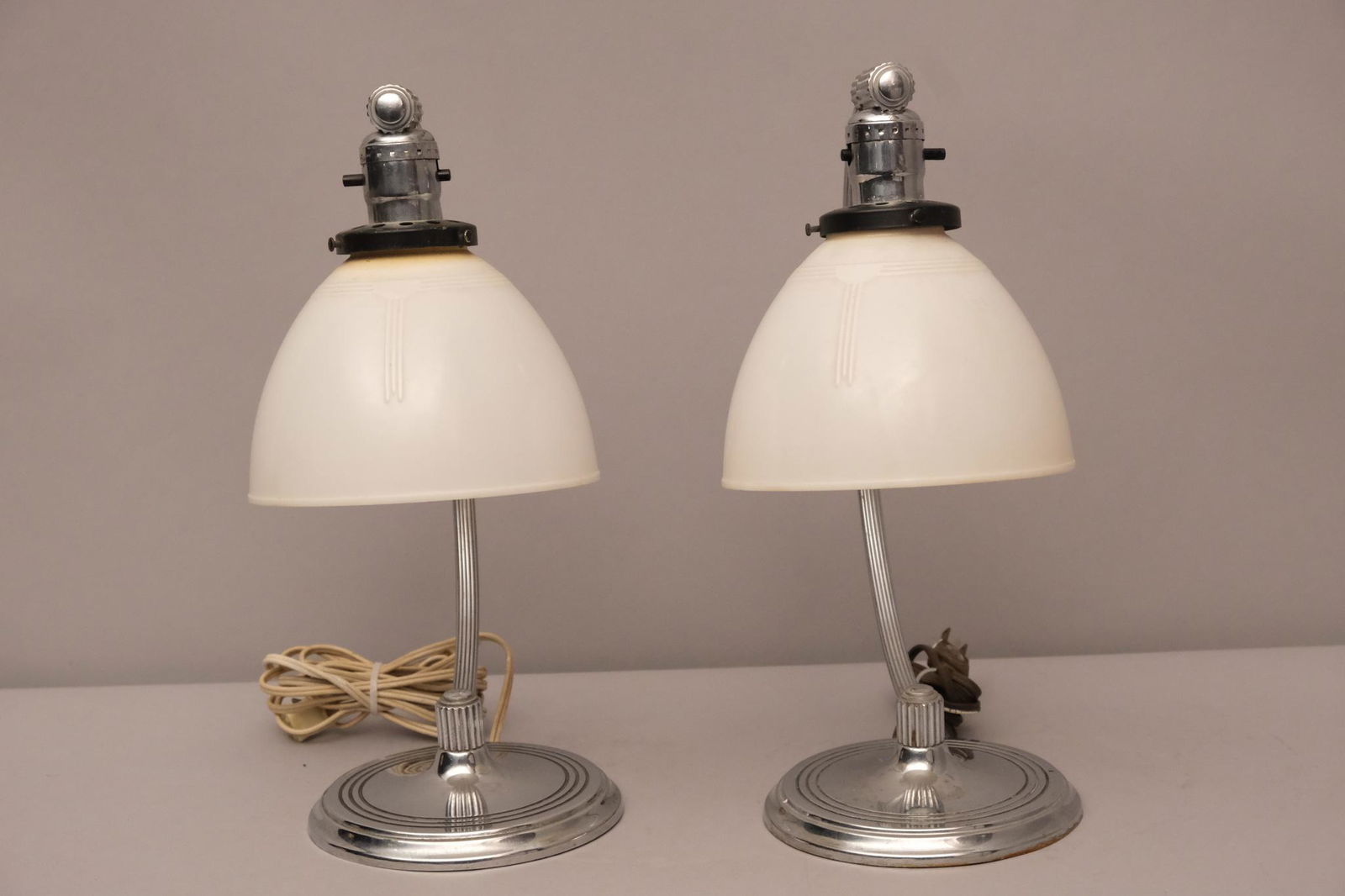 Pair of Mid Century Deco Lamps (1 of 7)