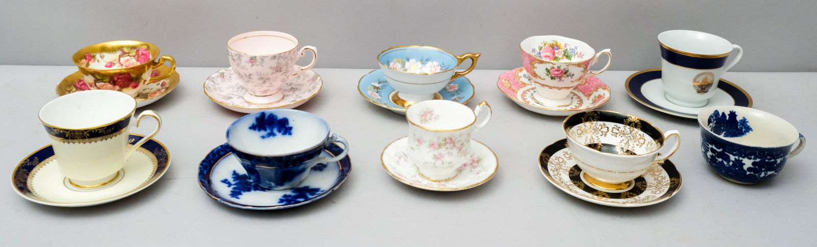 Lot of Finely Decorated Porcelain Cups and Saucers (1 of 16)