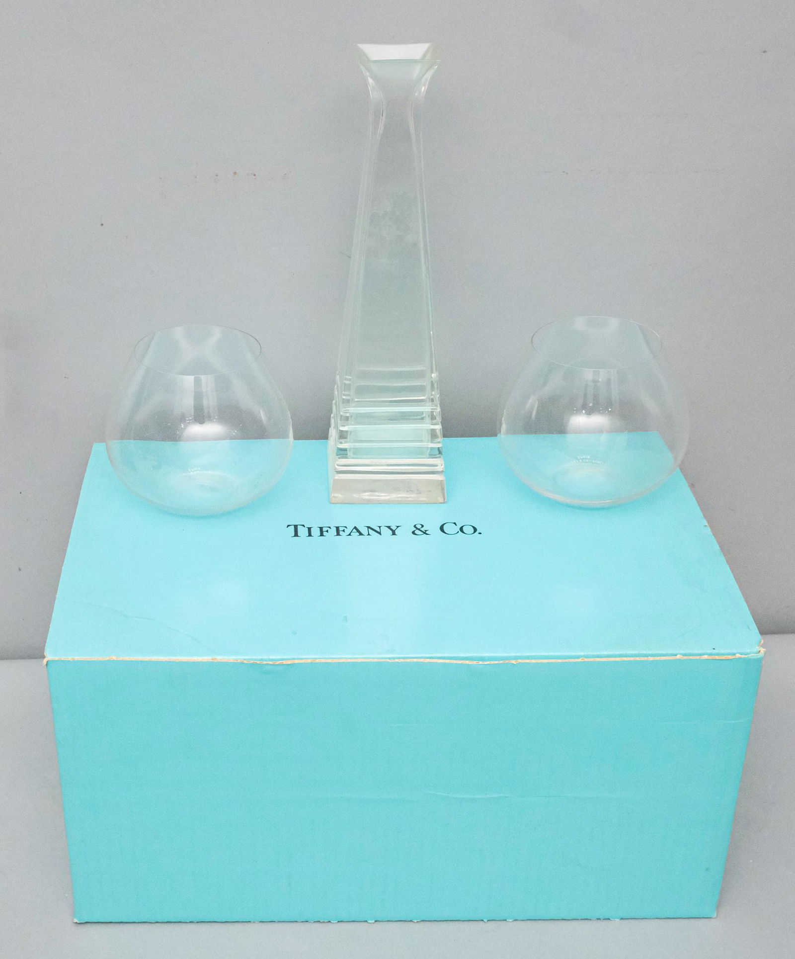 Tiffany Vase & 2 Elsa Peretti Thumbprint Snifters (1 of 8)