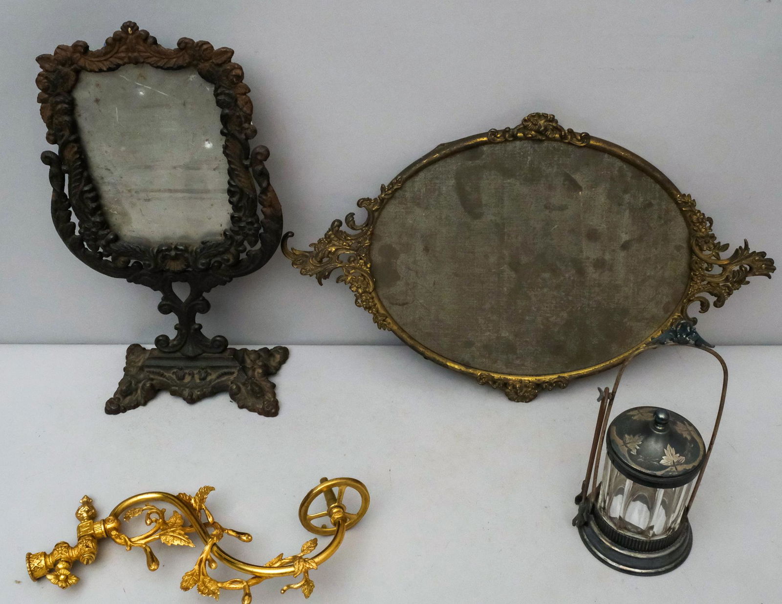 Lot Of Gilt And Metal Articles (1 of 10)