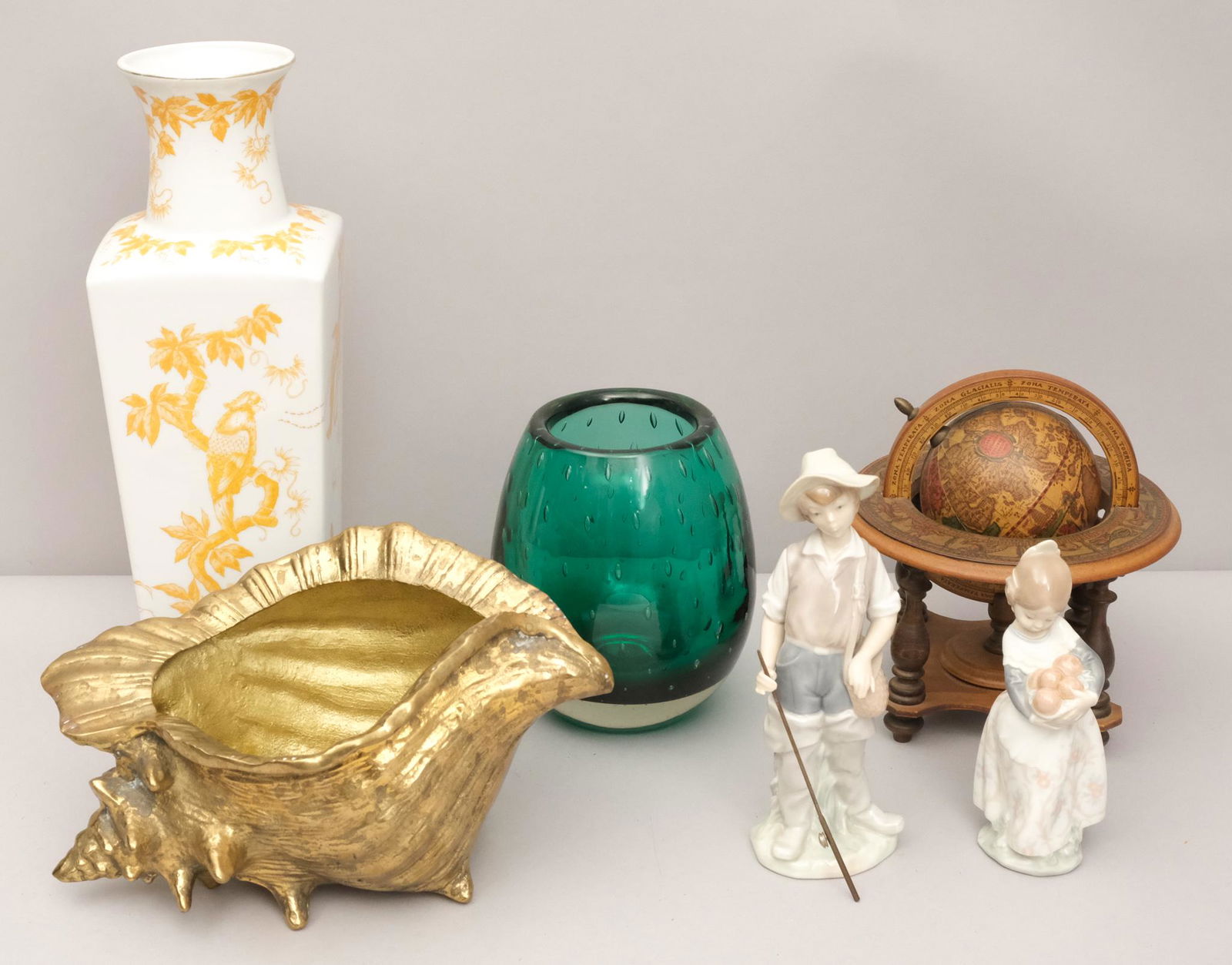 Miscellaneous Lot of Decorative Objects (1 of 7)