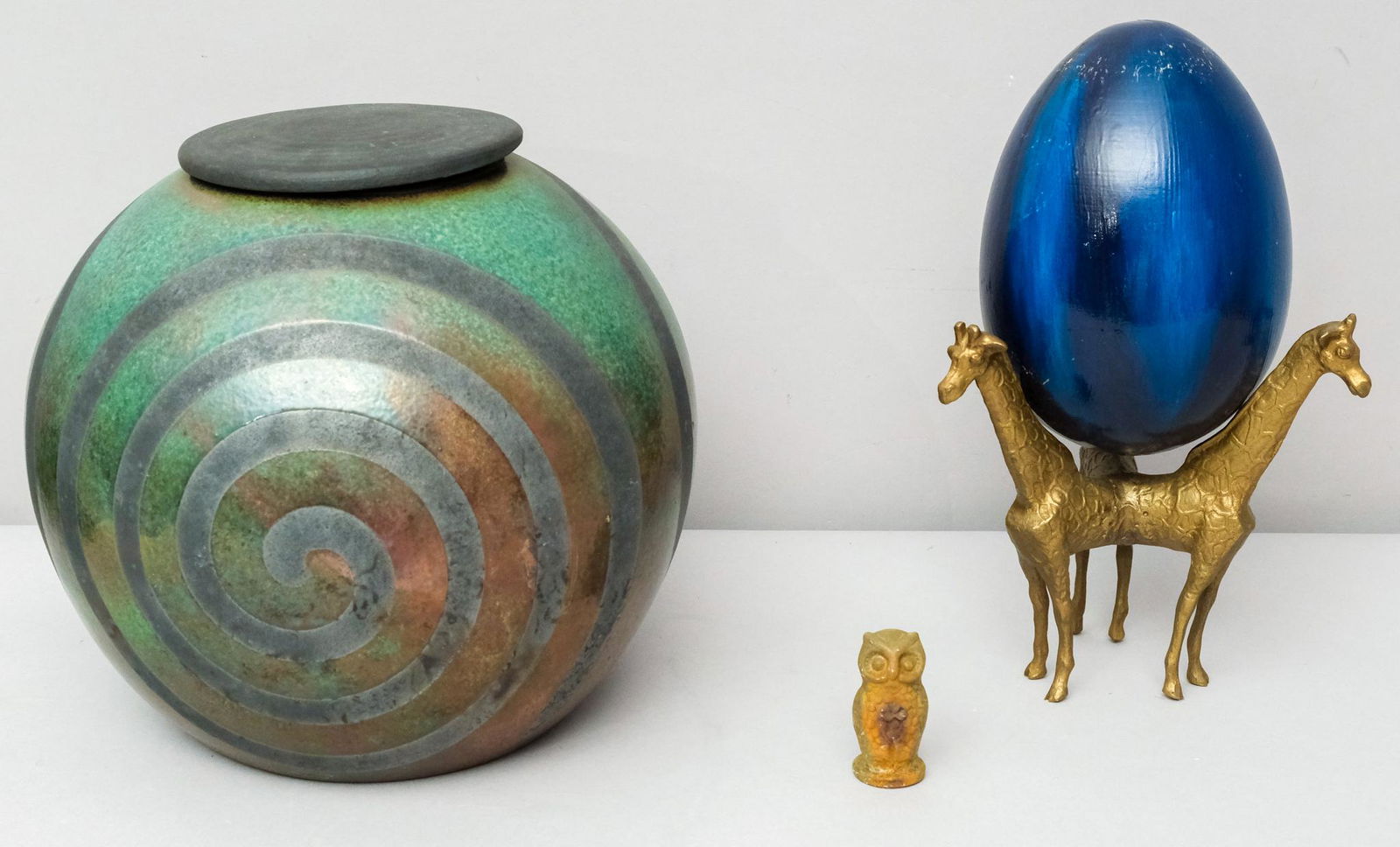 Arthur Court Giraffe Stand & More (1 of 9)