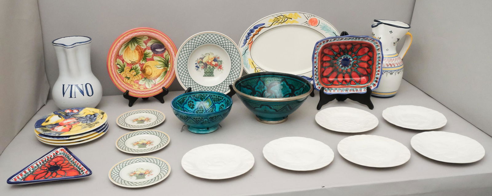 Lot of Fine Decorative Porcelain (1 of 18)