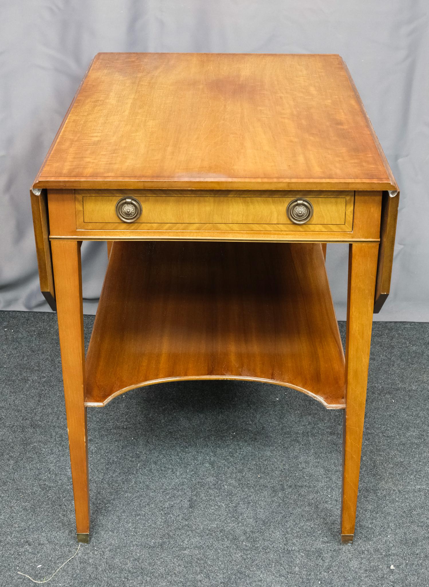 Maple Pembroke Table (1 of 10)