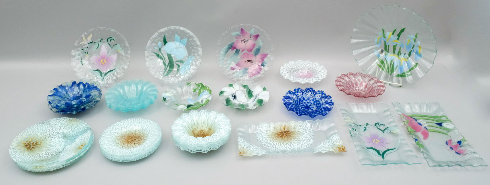 Large Lot of Sydenstricker Art Glass (1 of 7)