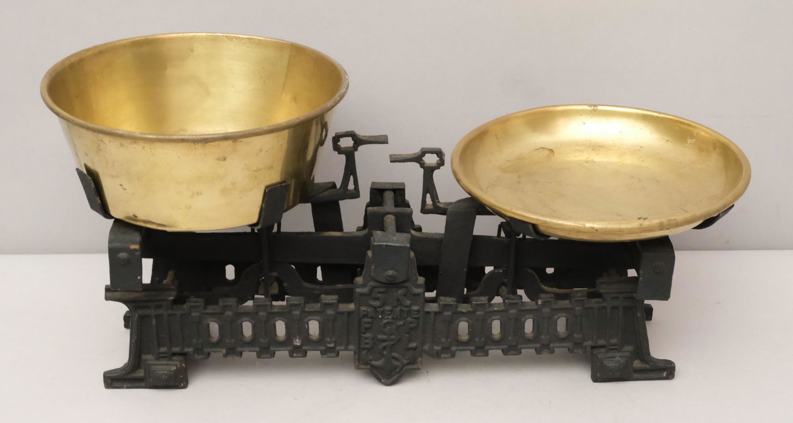 Antique French Cast Iron Goosehead Scale (1 of 11)