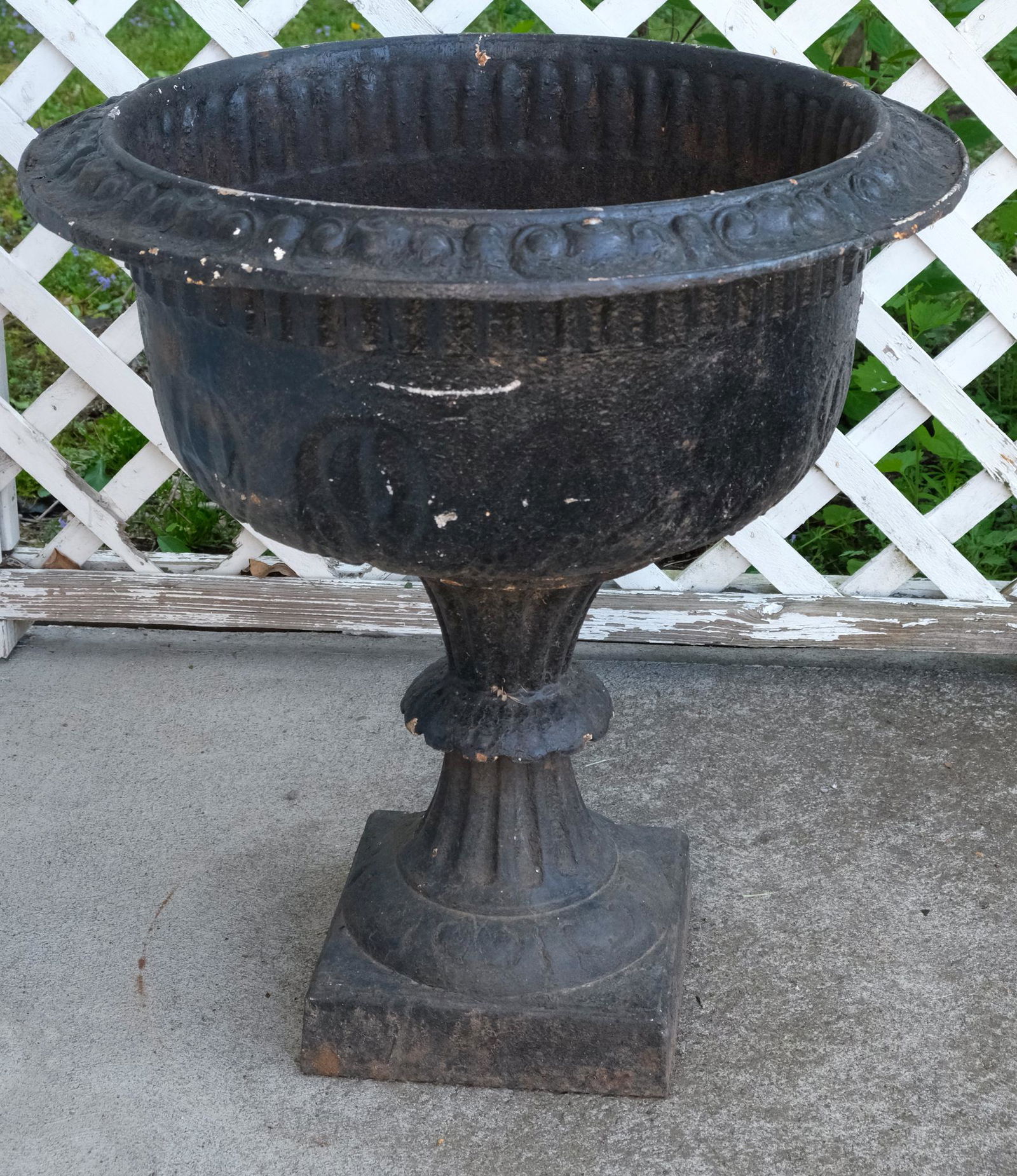 Victorian Black Cast Iron Urn: Large black-painted, cast iron Victorian urn, 24" diameter x 26" H.