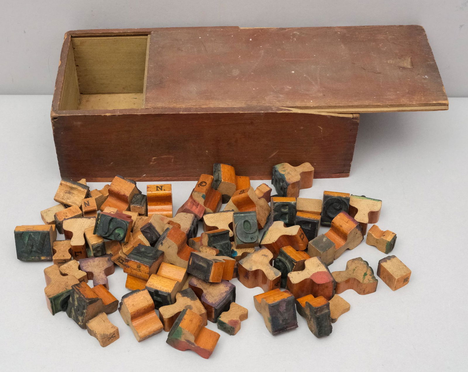 Antique Candle Box of Rubber Stamps (1 of 4)