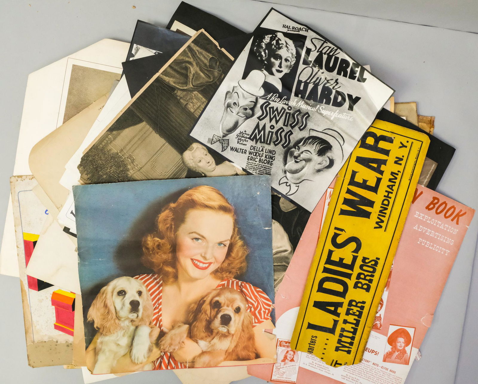 Big Sleeve Lot, Art & Printed Materials (1 of 7)