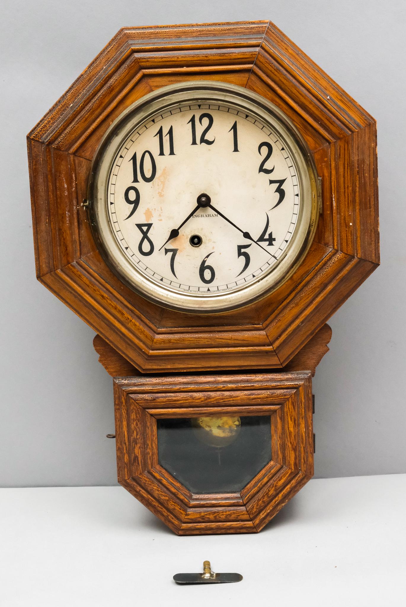 Early 20th C. E. Ingraham Co. Wall Clock (1 of 7)